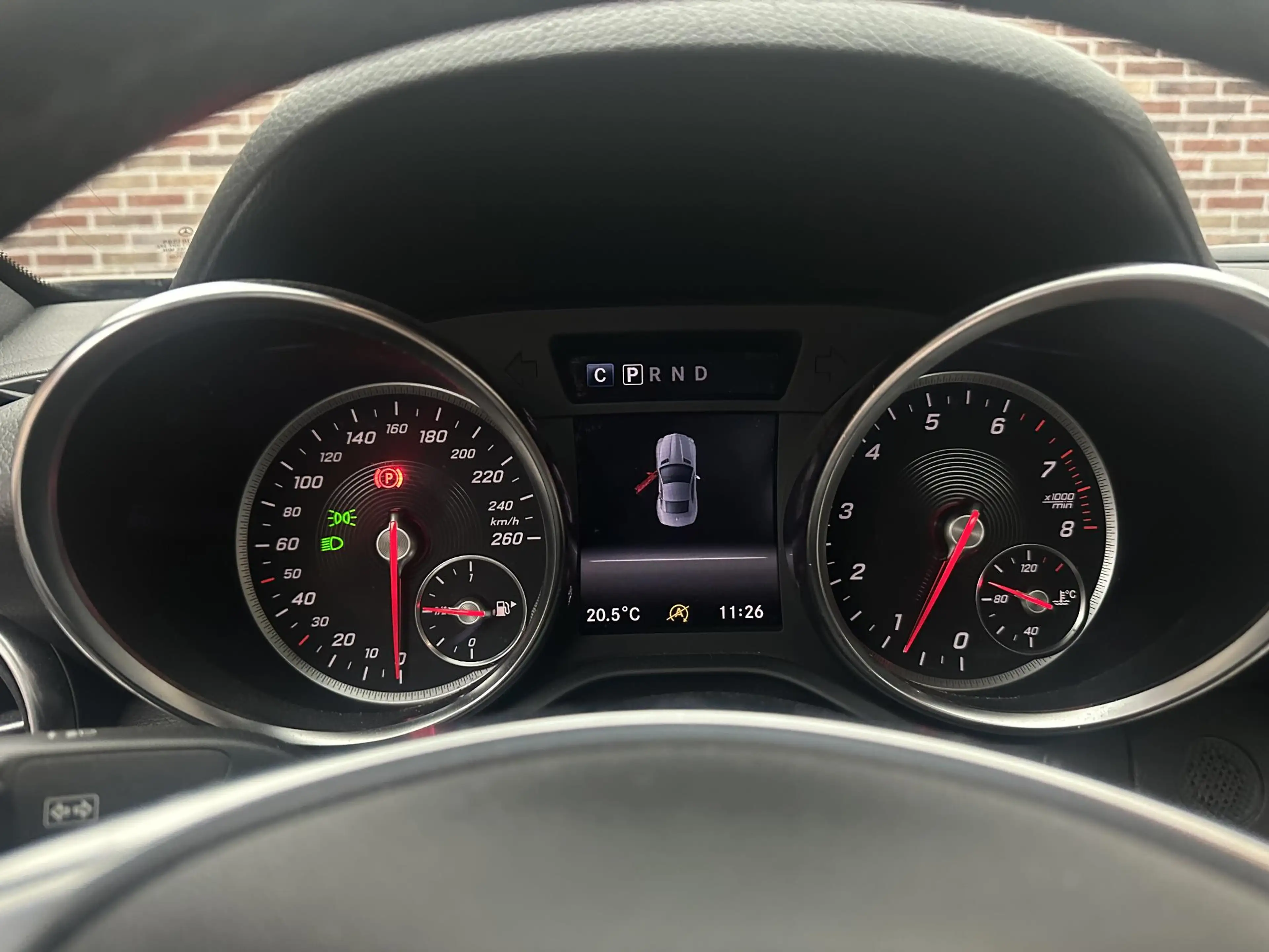 Mercedes-Benz SLC 200 RedArt Edition — photo 12