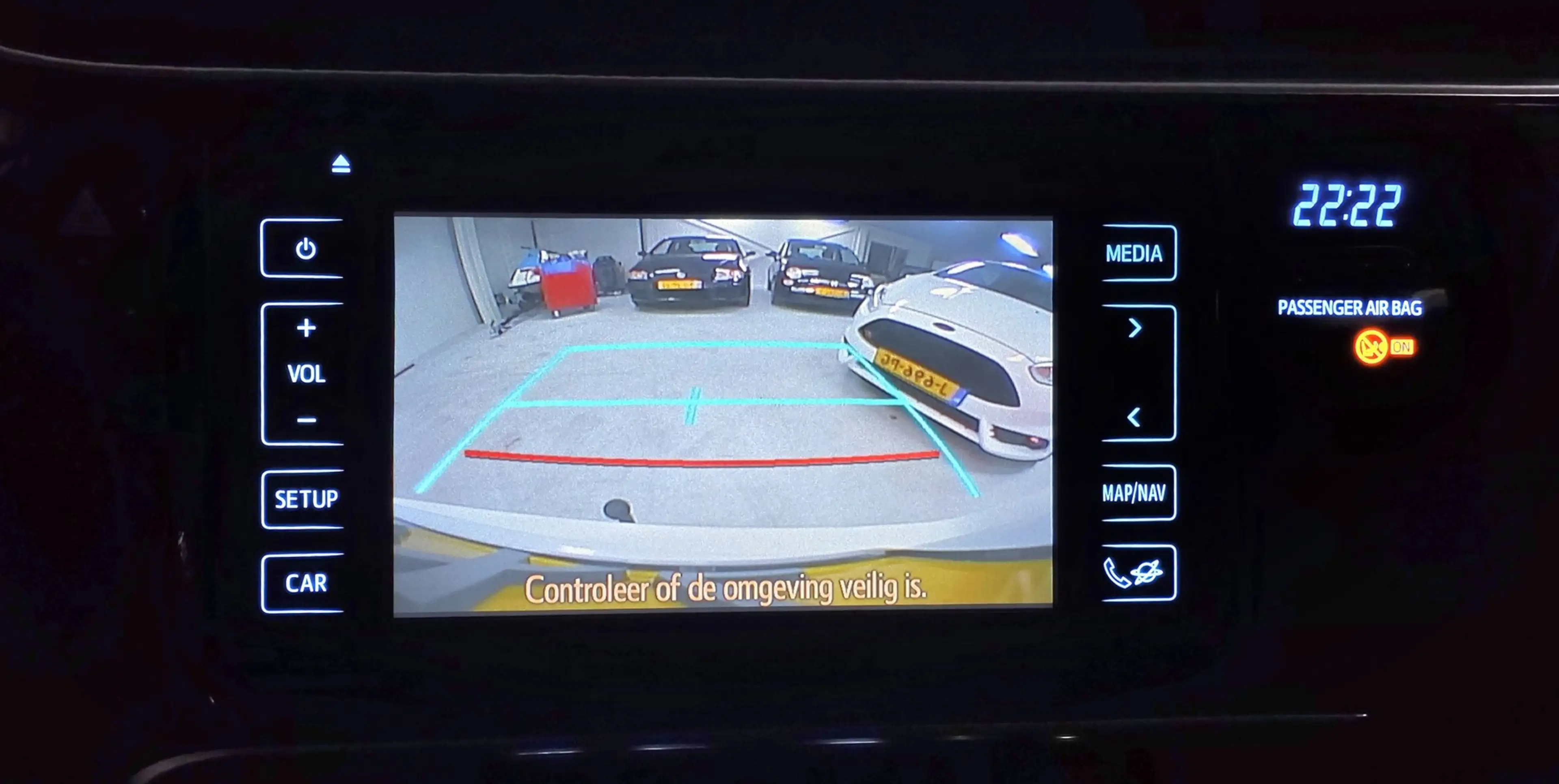Toyota Auris Touring Sports 1.8 Hybrid Dynamic Dealer Onderhoud — photo 16