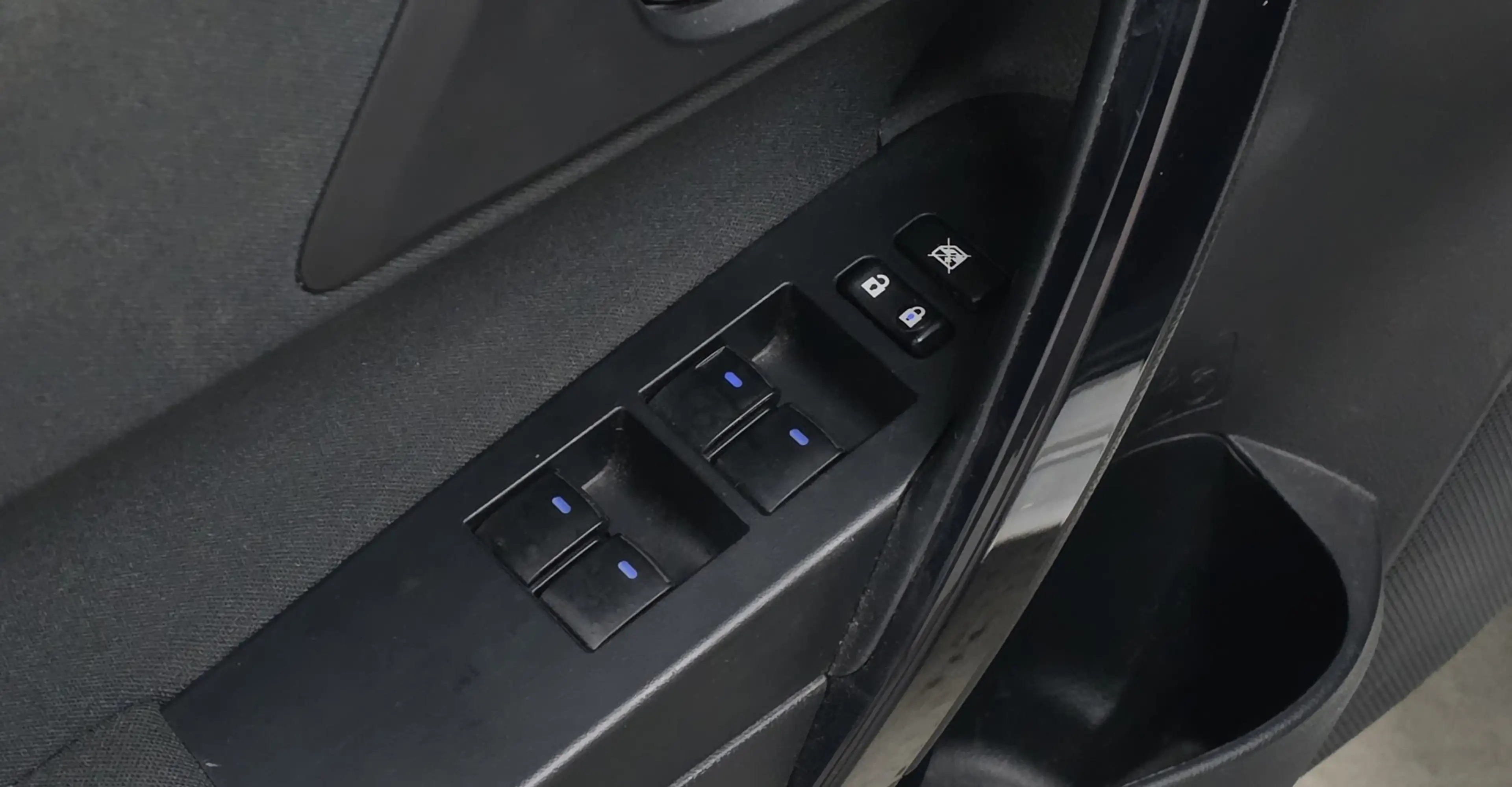 Toyota Auris Touring Sports 1.8 Hybrid Dynamic Dealer Onderhoud — photo 24