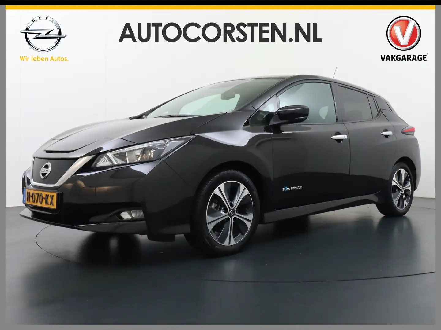 Nissan Leaf N-Connecta 40kWh Apple Carplay Android Auto Trekha Zwart - 1