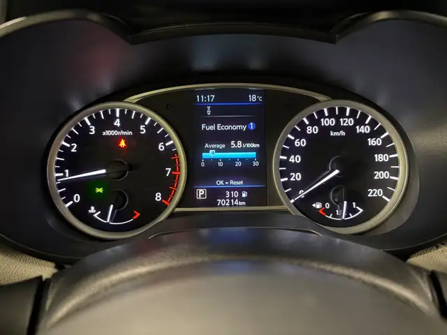Nissan Micra view 23