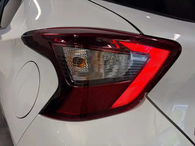 Nissan Micra view 4