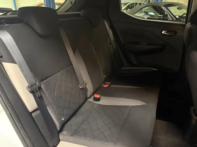 Nissan Micra view 17