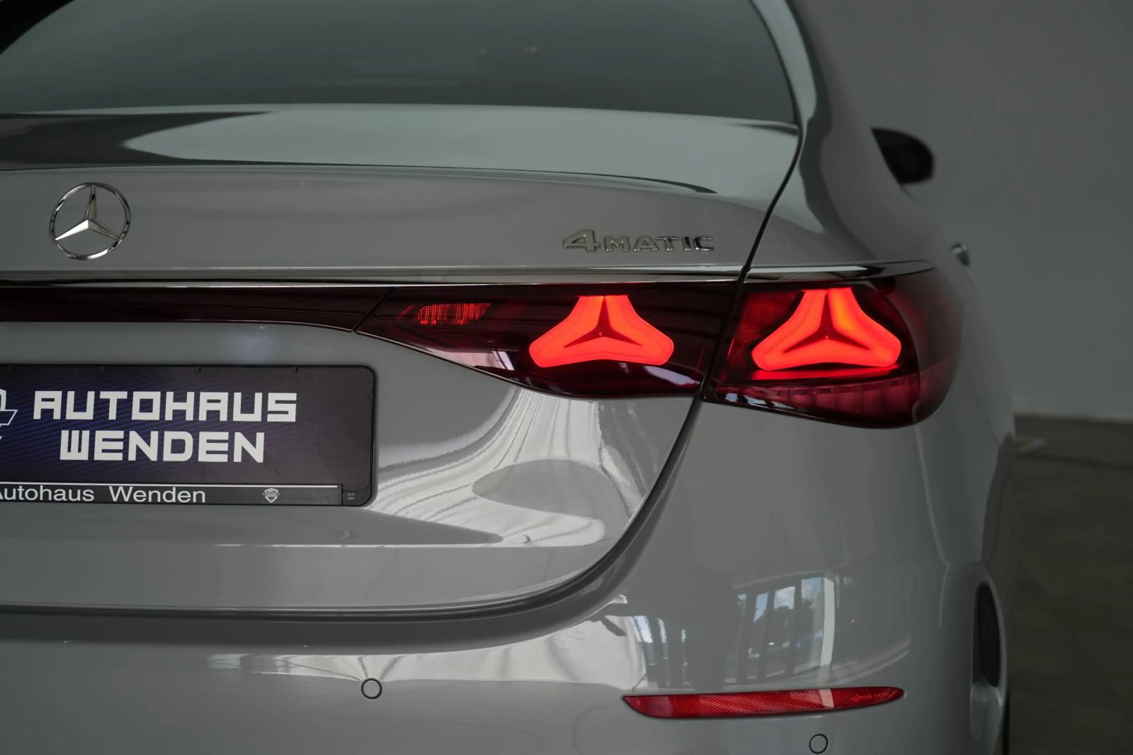Mercedes-Benz E 450 4Matic 9G-Tronic AMG Line 360Kamera/Leder/ — photo 12