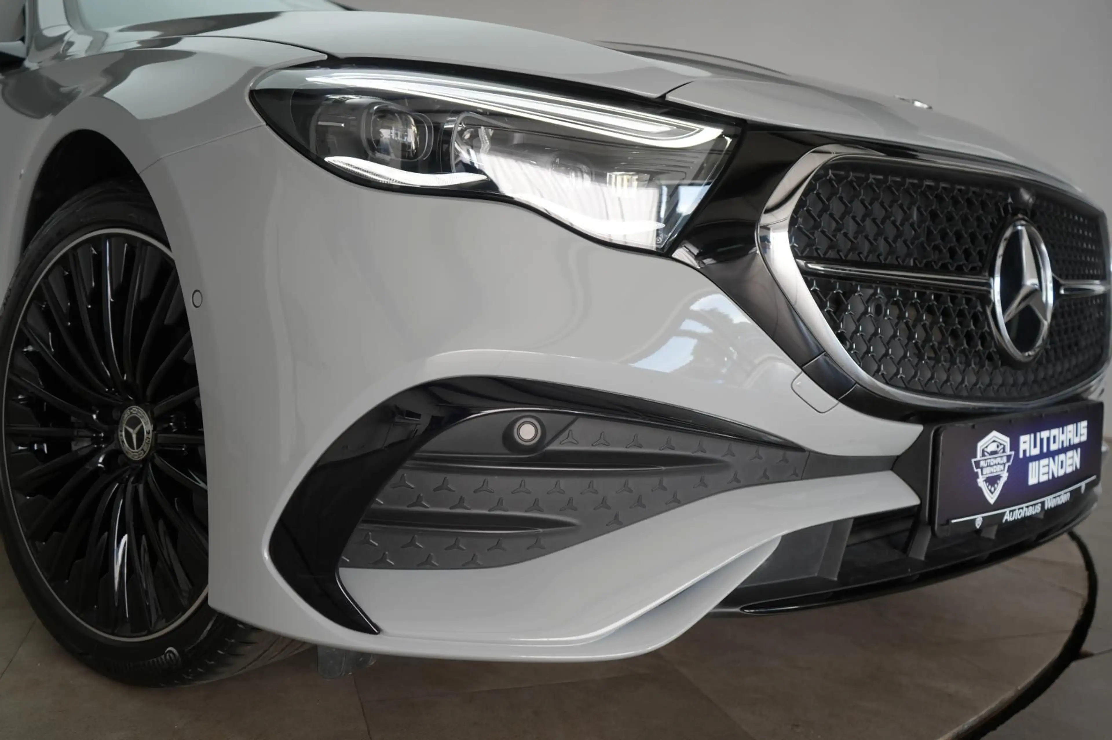 Mercedes-Benz E 450 4Matic 9G-Tronic AMG Line 360Kamera/Leder/ — photo 2