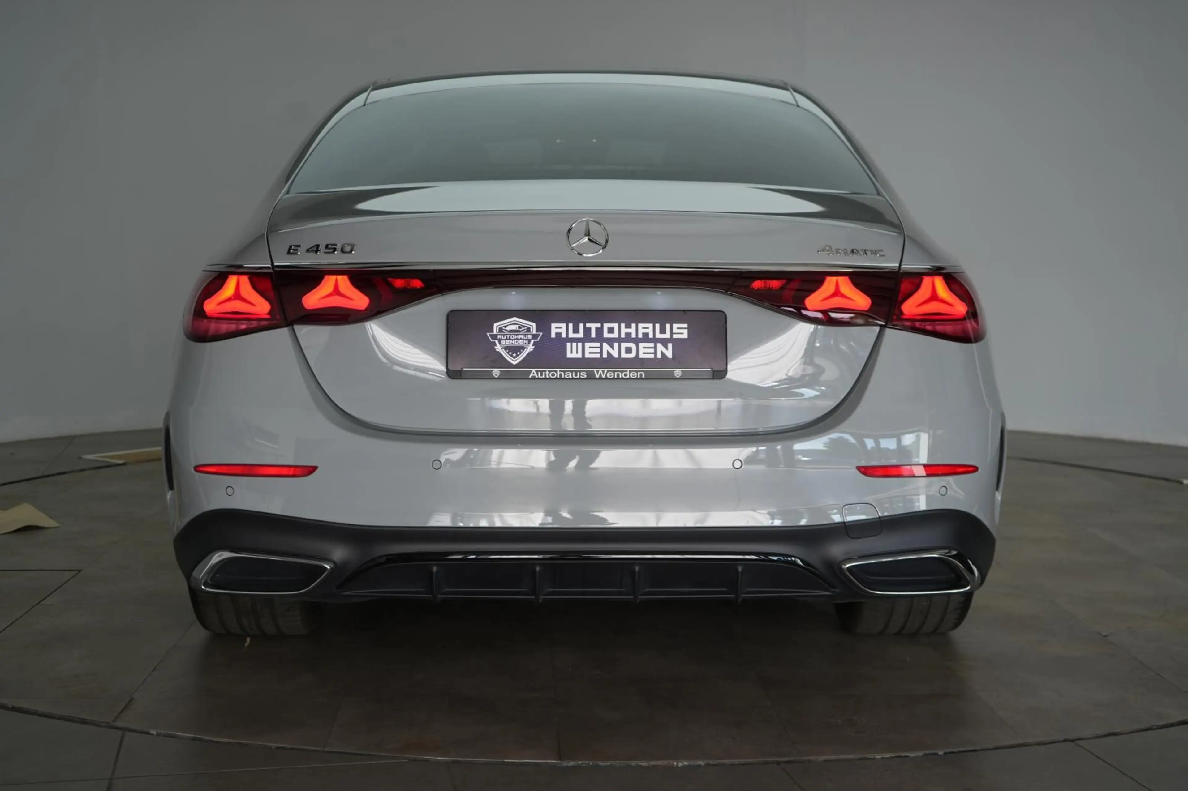 Mercedes-Benz E 450 4Matic 9G-Tronic AMG Line 360Kamera/Leder/ — photo 9