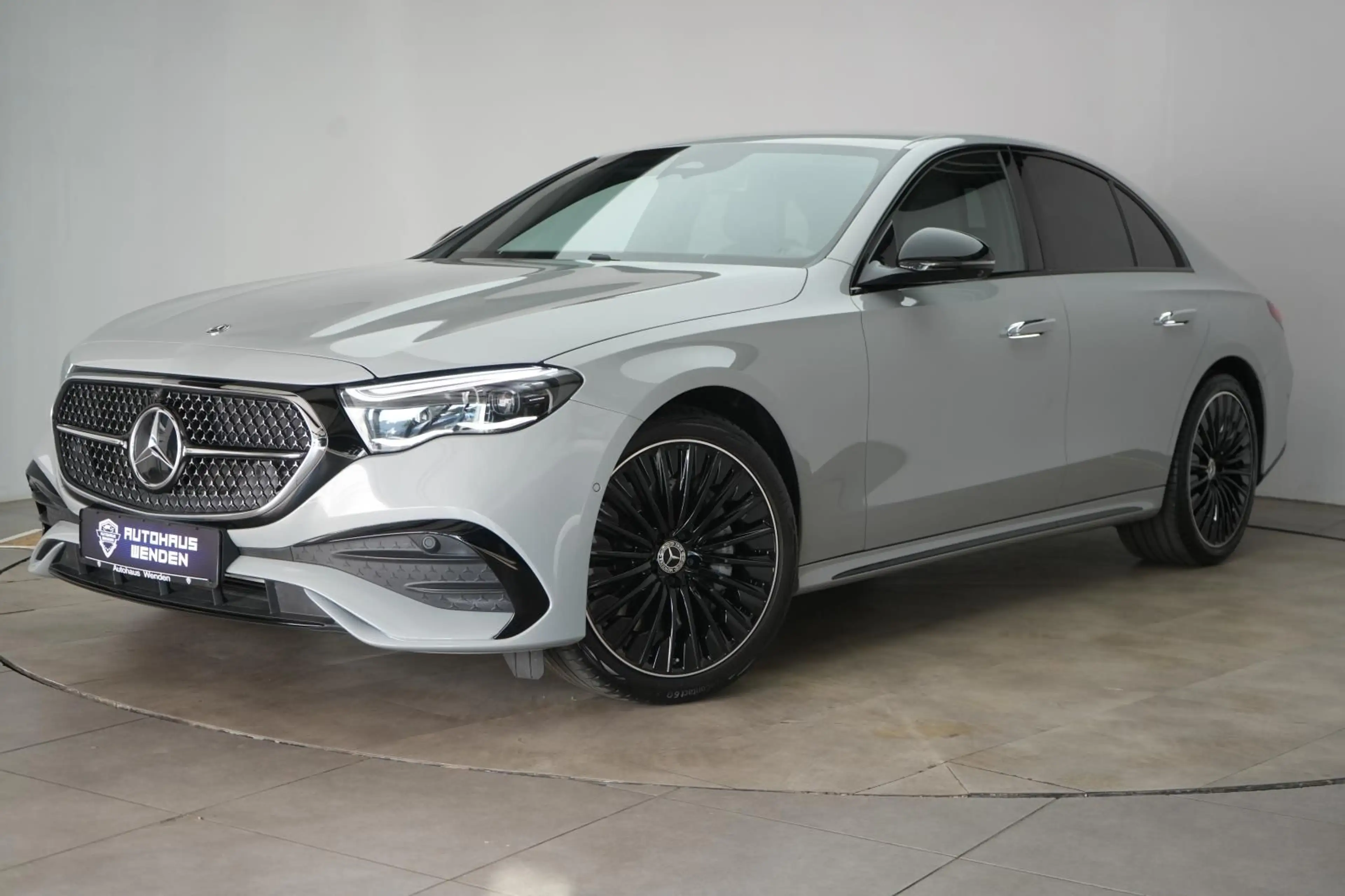 Mercedes-Benz E 450 4Matic 9G-Tronic AMG Line 360Kamera/Leder/ — photo 5