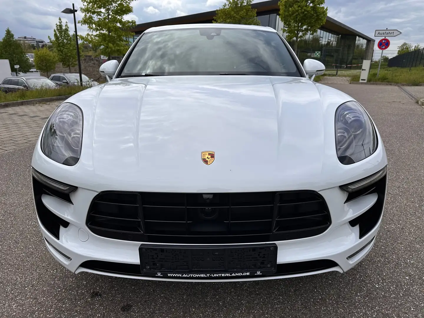 Porsche Macan Turbo Sport-Chrono-Paket Sport-Design-Paket Luftf. Weiß - 1