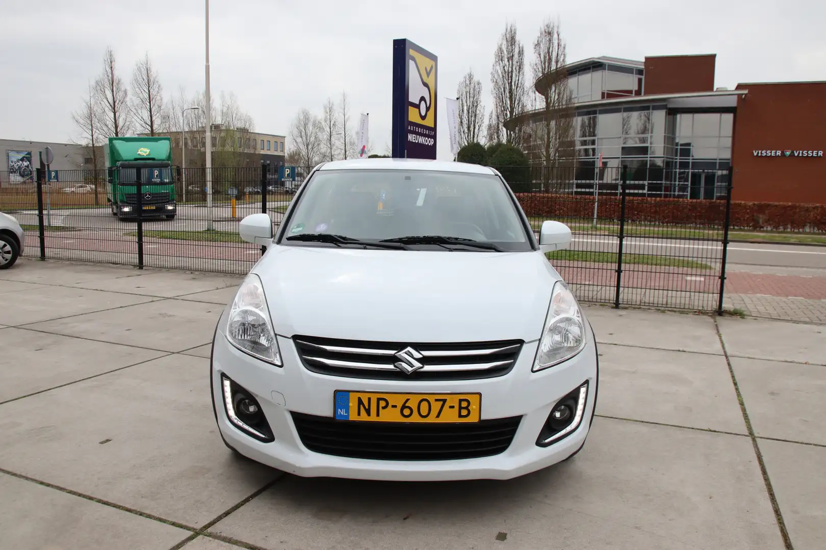 Suzuki Swift 1.2 Style EASSS Leder Alcantara, Airco, 1e eig, de Wit - 2