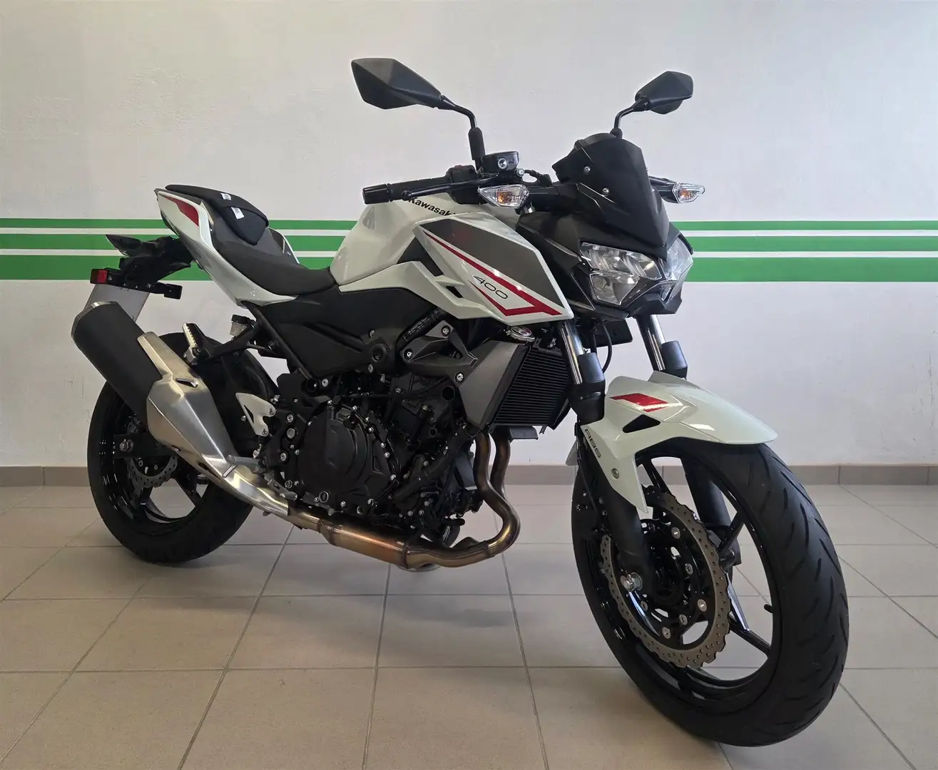 Kawasaki Z 400 vom Kawasaki-Vertragspartner Augsburg Alb - 1