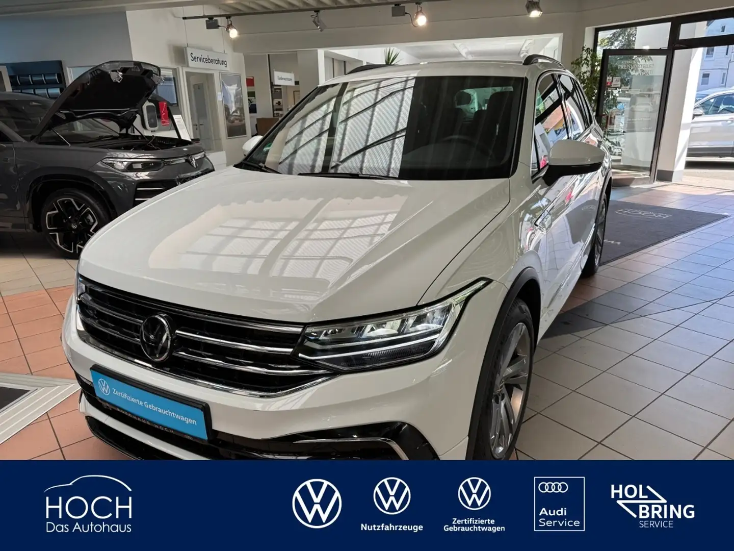 Volkswagen Tiguan 2.0 TDI R-Line+ACC+DSG Leder+AHK+LED+Navi Weiß - 1