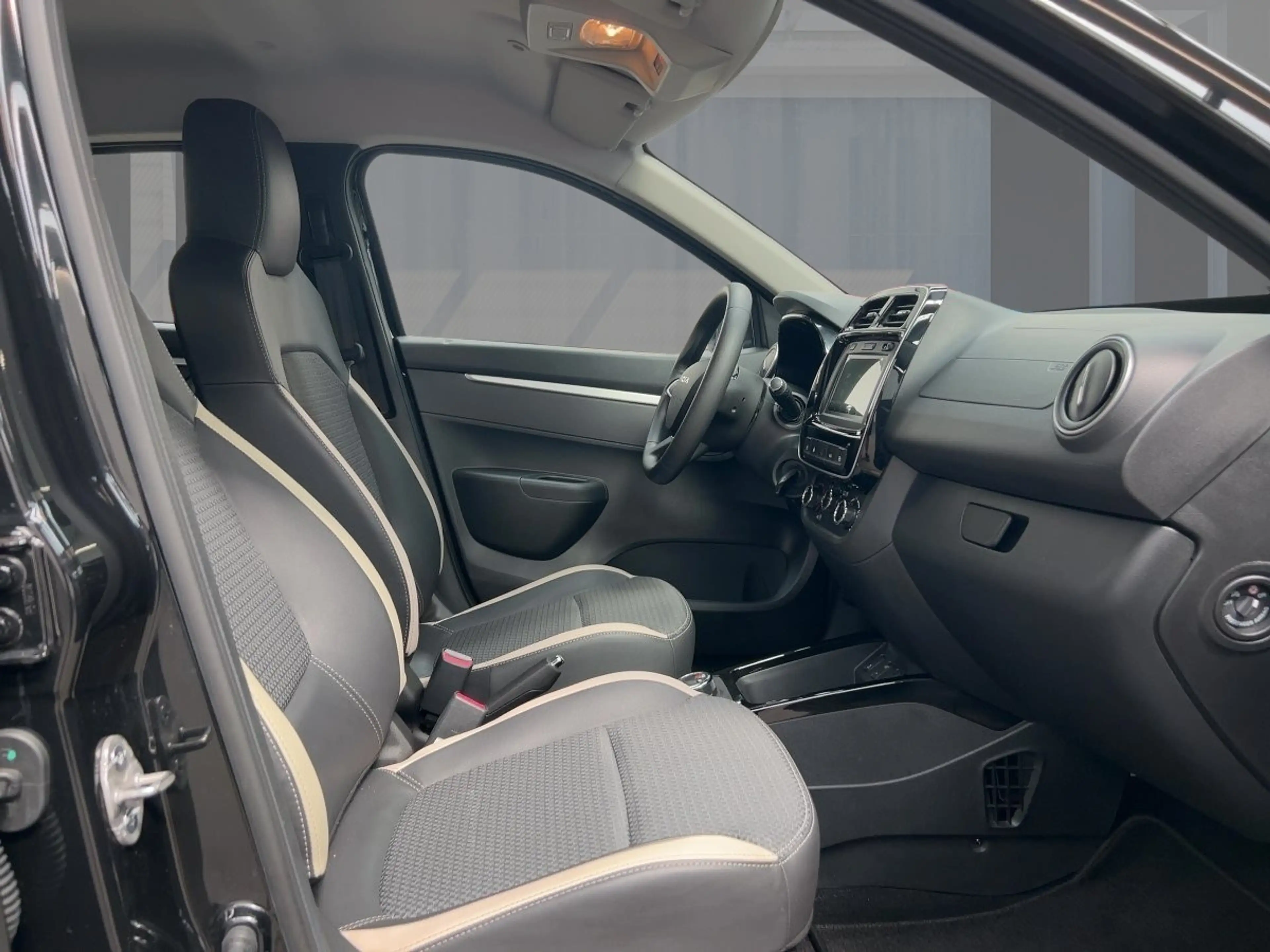Dacia Spring Essential 27kw/h CCS/Rückfahrkamera — photo 8