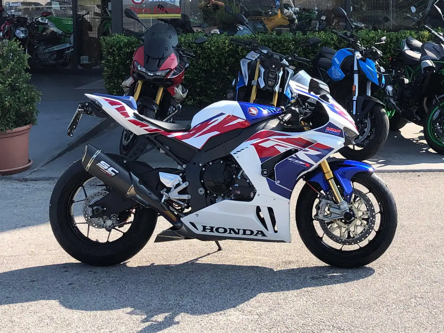 Honda CBR 1000 rr-r sp 30th anniversary Blanc - 1