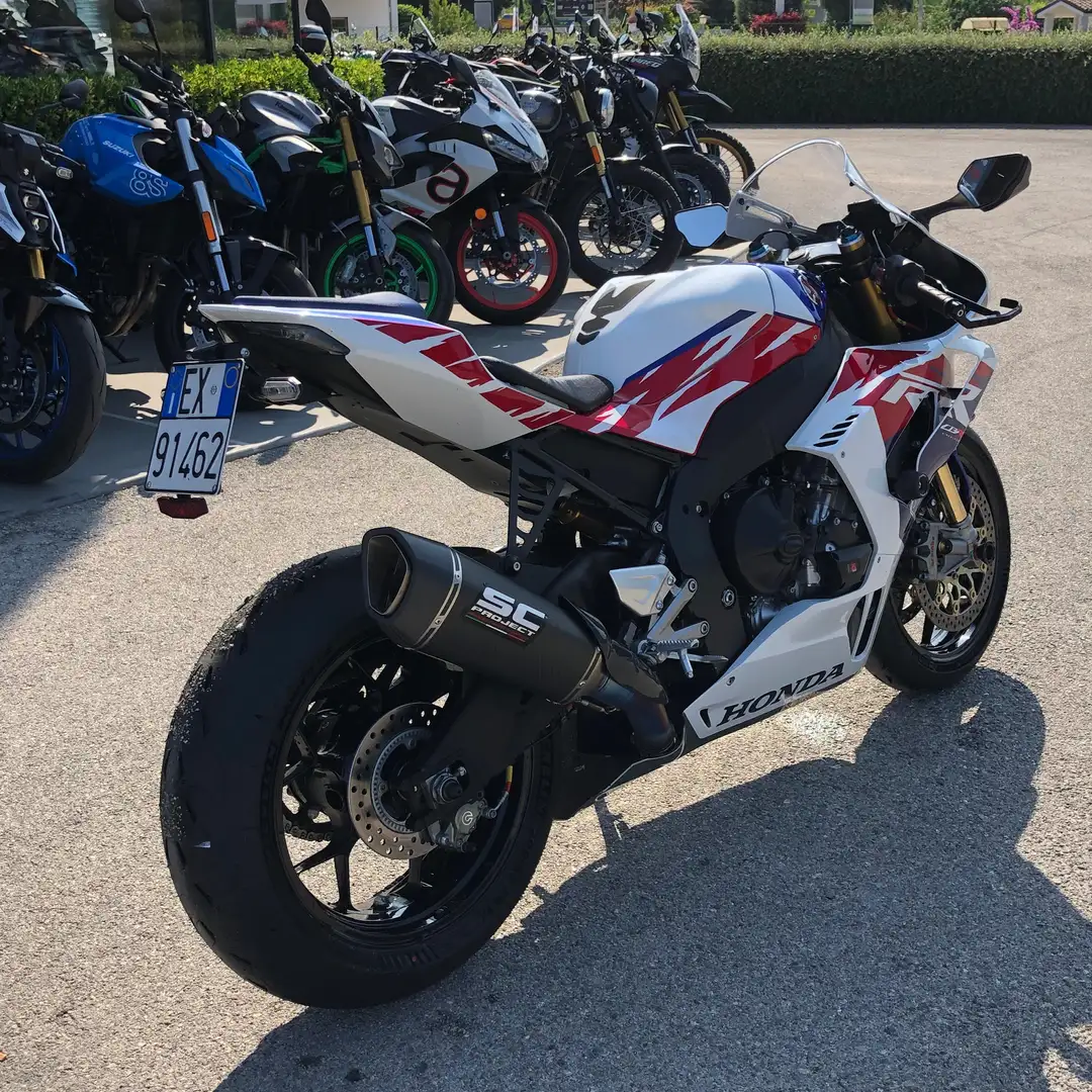 Honda CBR 1000 rr-r sp 30th anniversary Blanc - 2