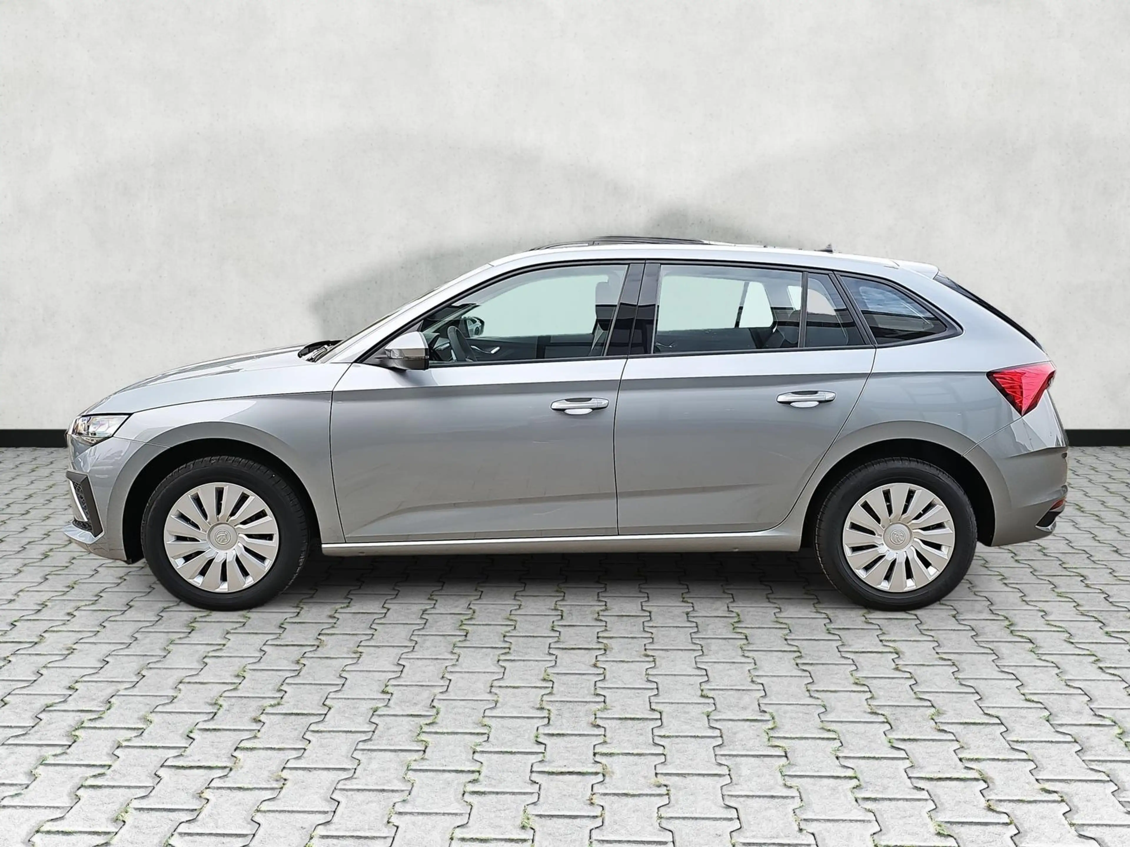 Skoda Scala 1.0 TSI Essence / Sitzheizung / PDC hinten — photo 5