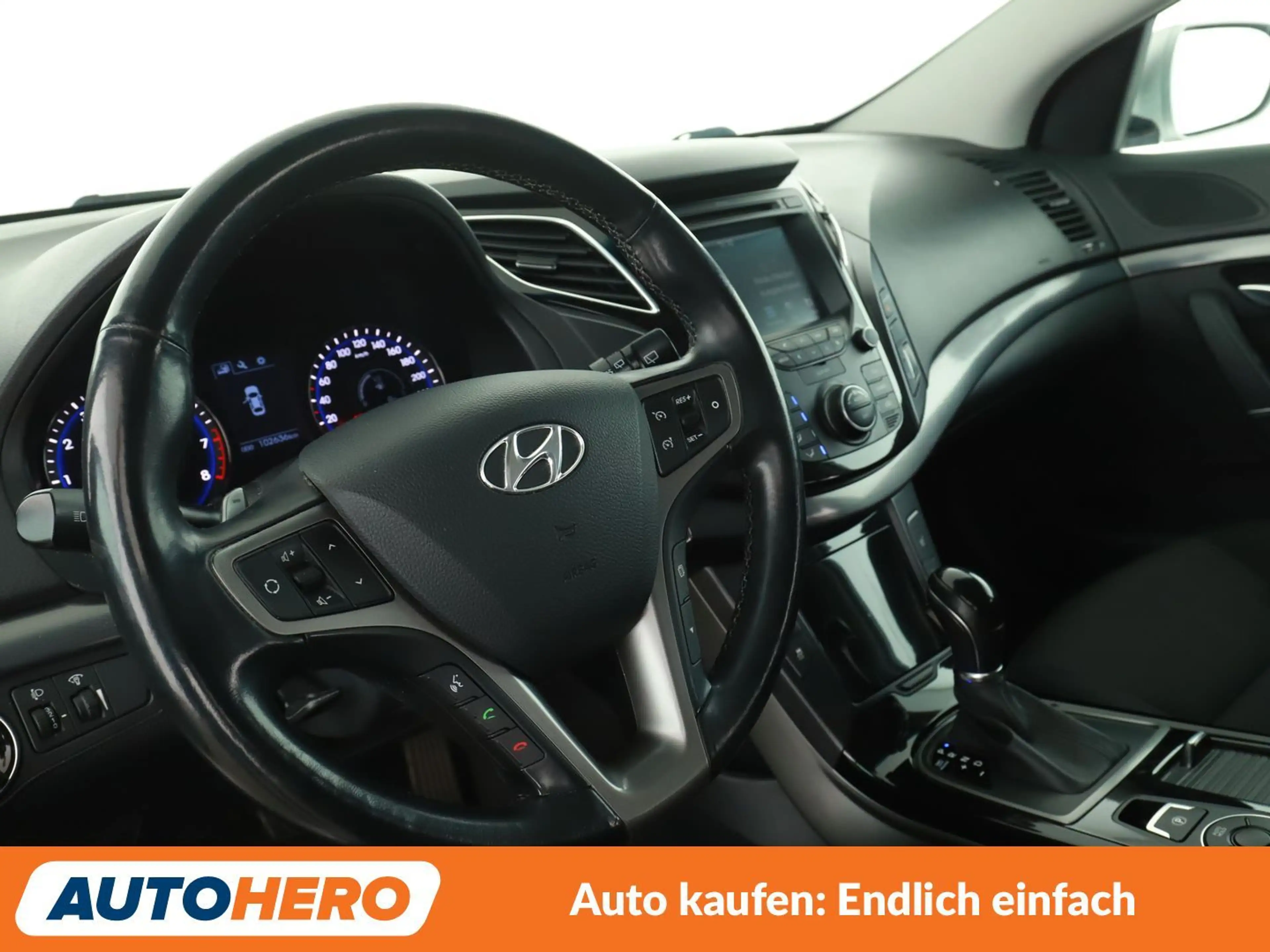 Hyundai i40 2.0 GDI Trend Aut.*NAVI*CAM*TEMPO*SHZ*ALU* — photo 11