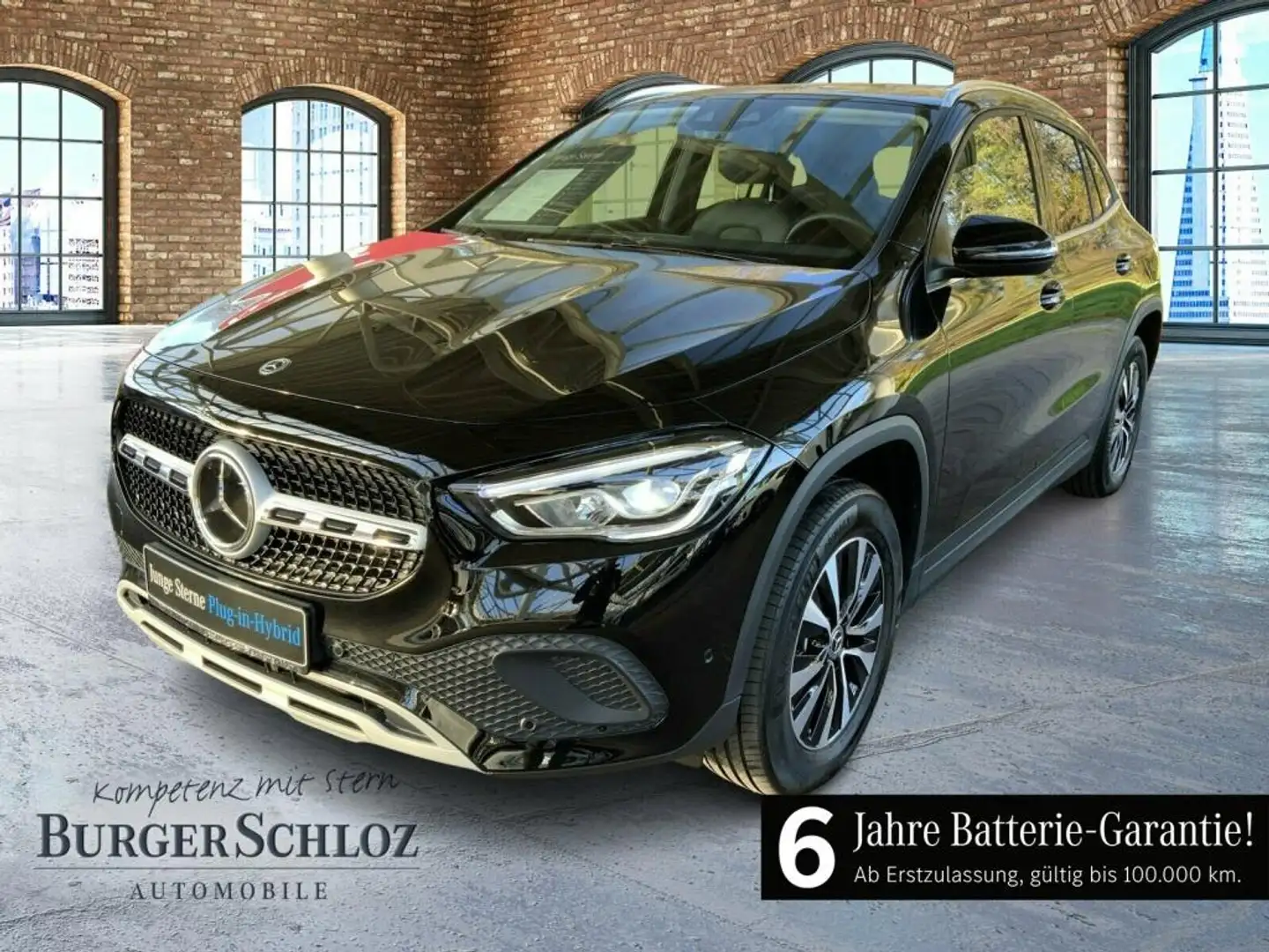 Mercedes-Benz GLA 250 e ACC PDC SHZ LED SpurH AUT AHK Virtual Schwarz - 1