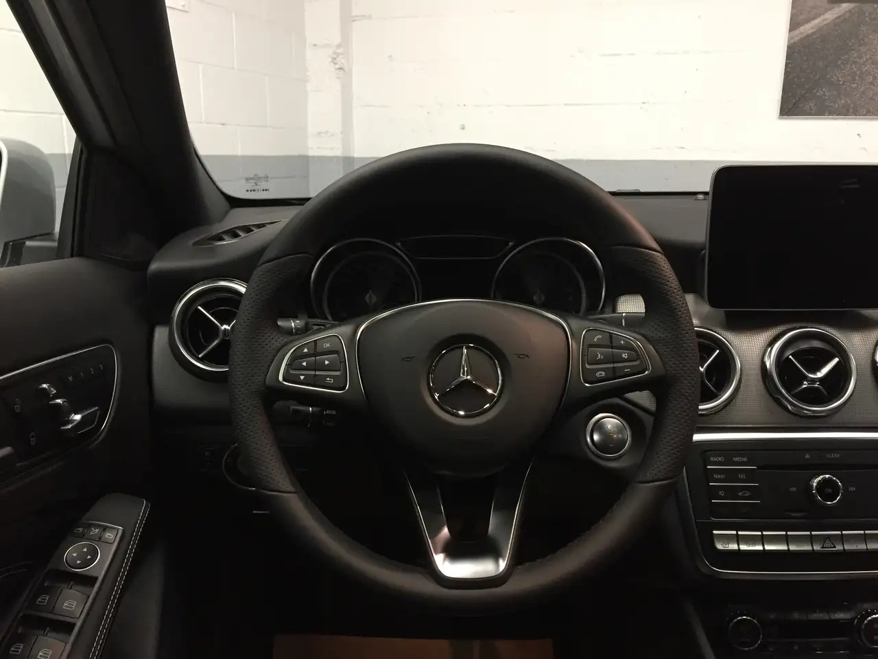 Mercedes-Benz GLA fotografie Mercedes-Benz GLA