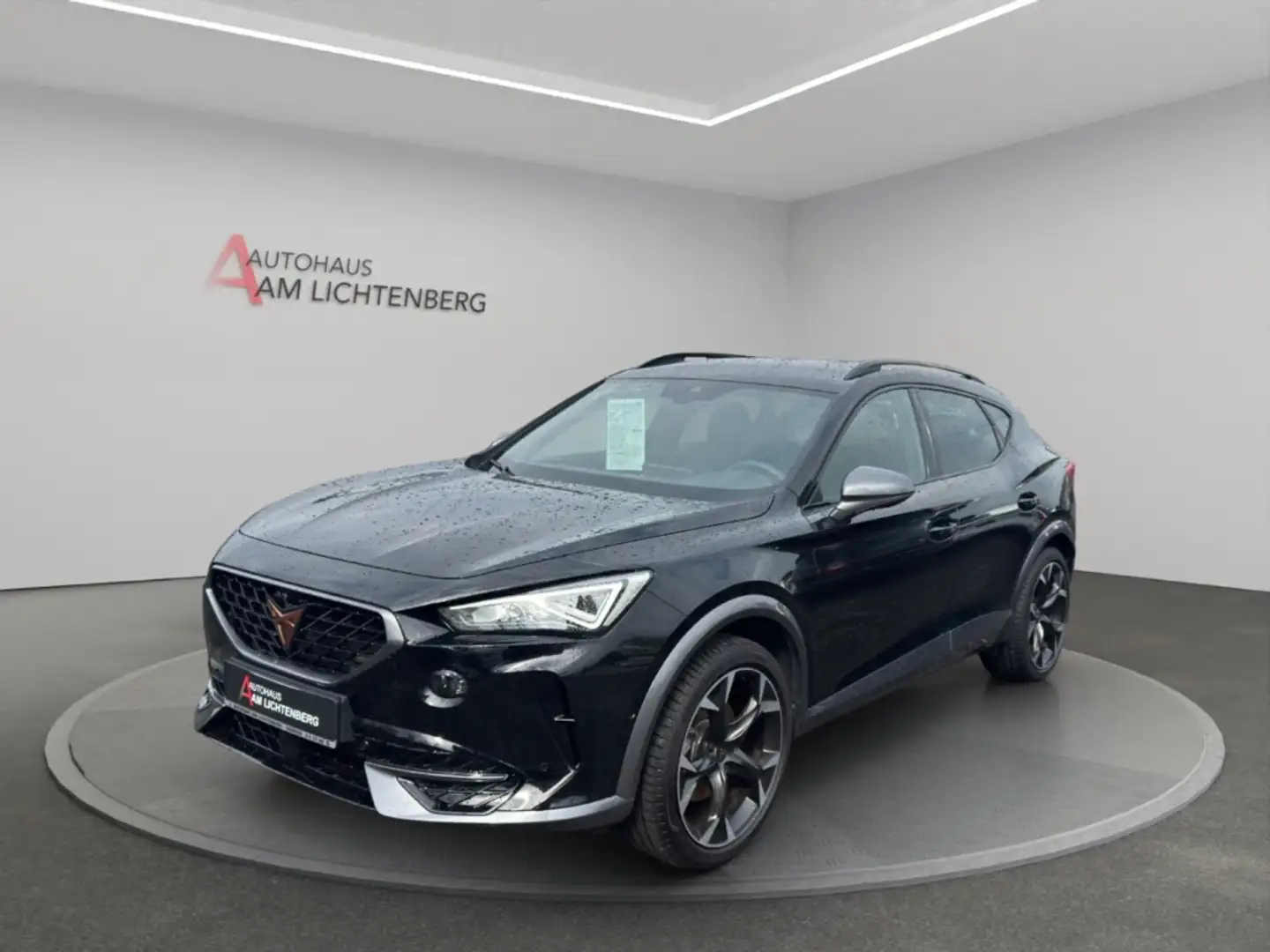 CUPRA Formentor 1.5 TSI LED+ACC+NAVI+360-KAMERA+PDC+CARPLAY+KEYLES Schwarz - 1