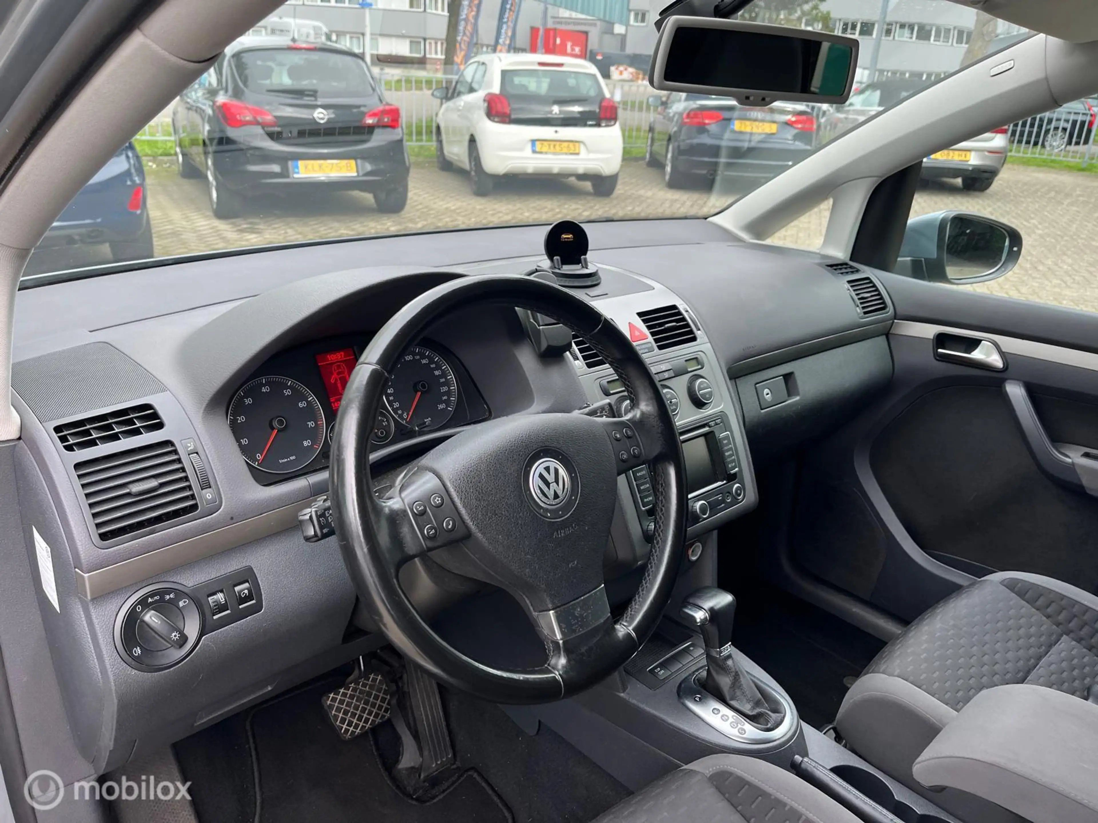 Volkswagen Touran 1.4 TSI Highline / 7persoons / Automaat — photo 15