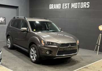 2.2 DI-D 4WD INSTYLE (150CV) première main attelage garantie -