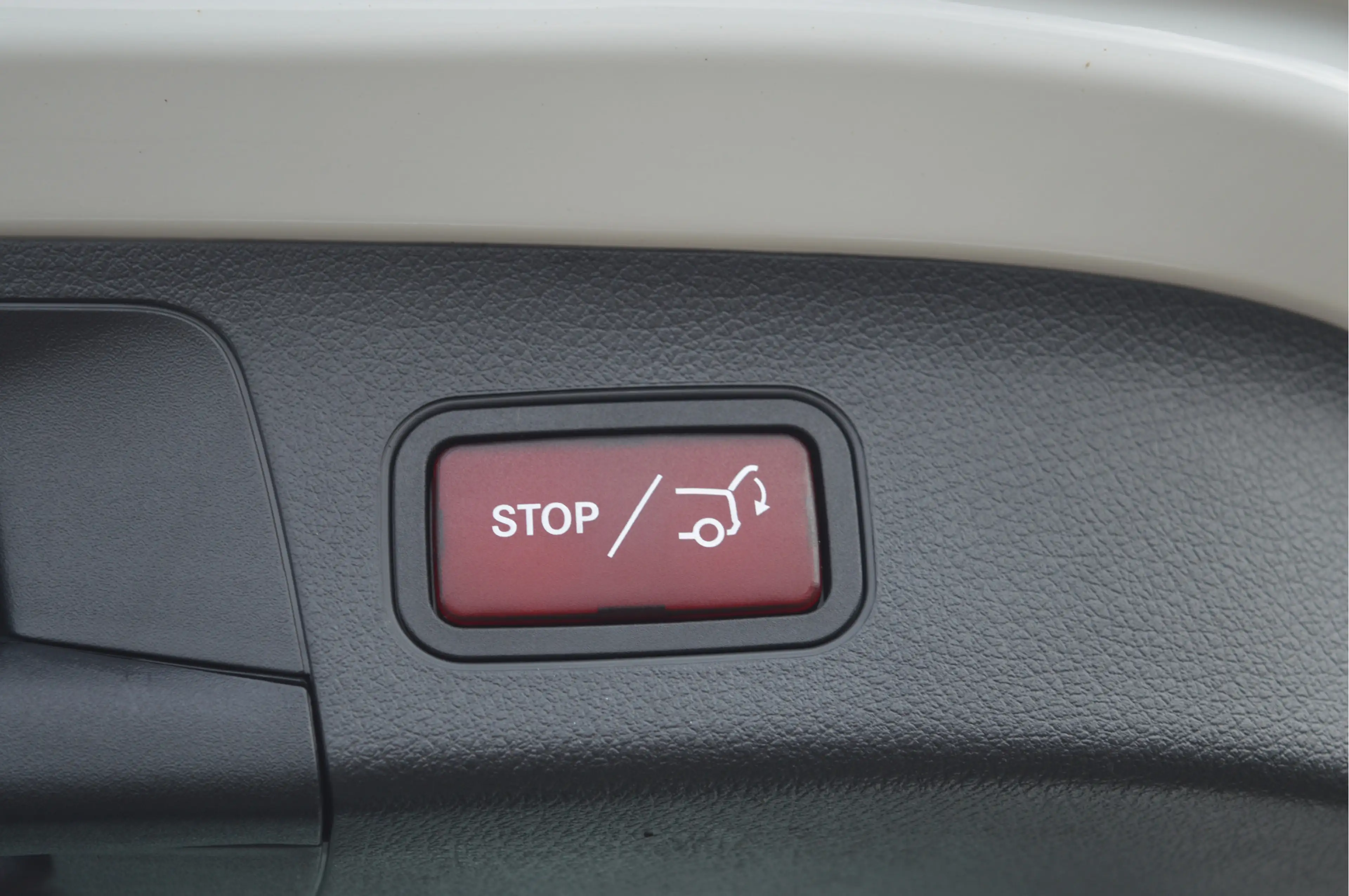 Mercedes-Benz GLA 200 Business Solution Luxury | CAMERA | TREKHAAK | SFE — photo 20