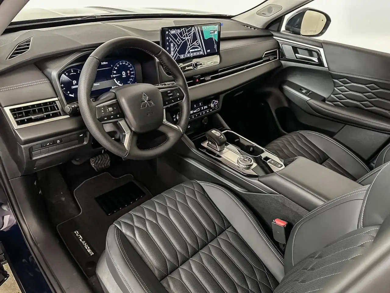 Mitsubishi Outlander снимка Mitsubishi Outlander