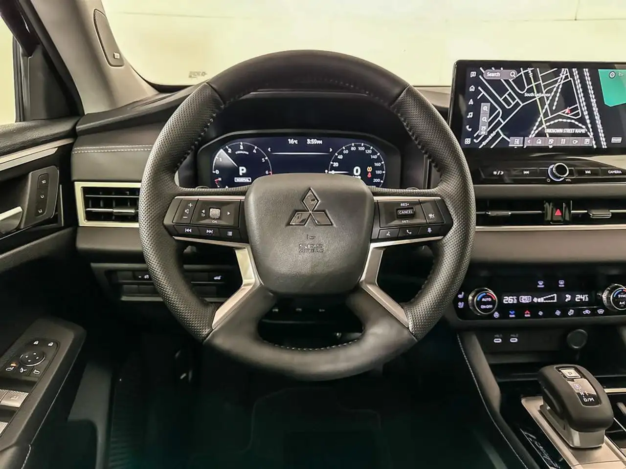 Mitsubishi Outlander снимка Mitsubishi Outlander