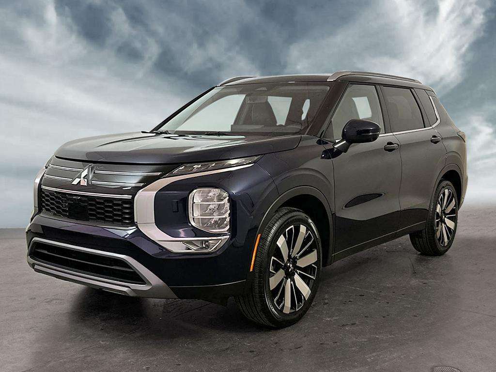 Blue 2026 Mitsubishi Outlander SUV / Crossover Front-Wheel Drive Continuously Variable Transmission