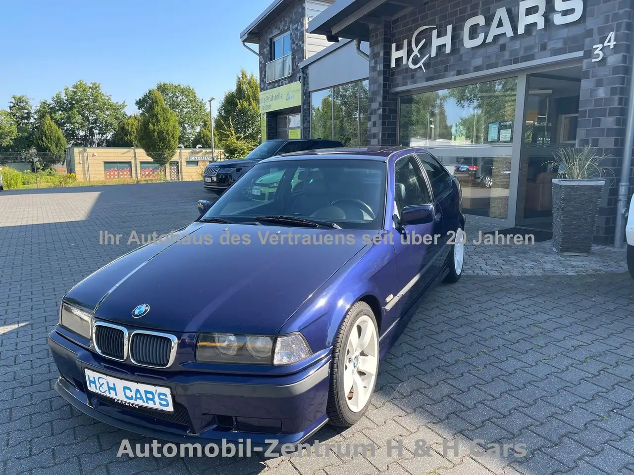 BMW 316i Compact Exclusiv Edition, foto 1