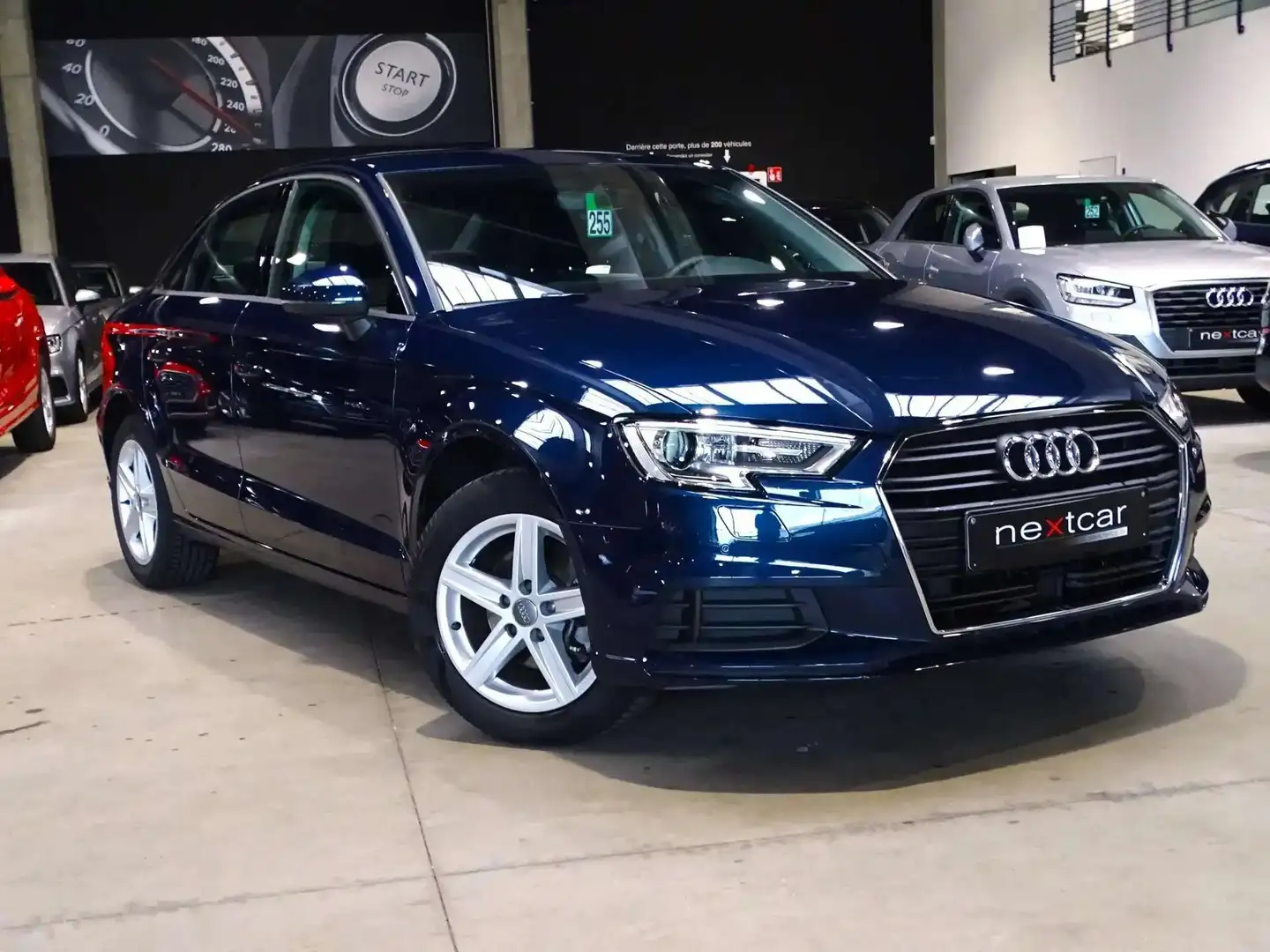 Audi A3 30TFSI Sedan *NAVI-XENON-CRUISE-EURO6dT* Bleu - 2
