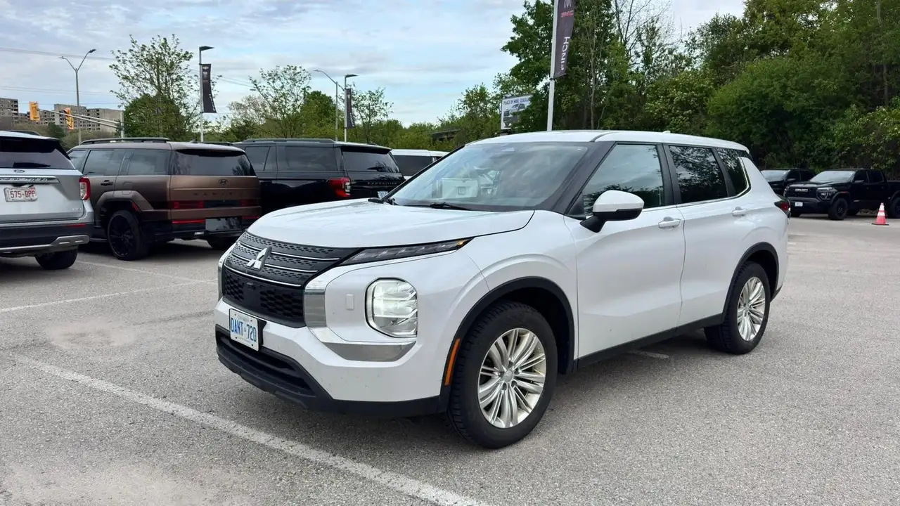 2022 Mitsubishi Outlander