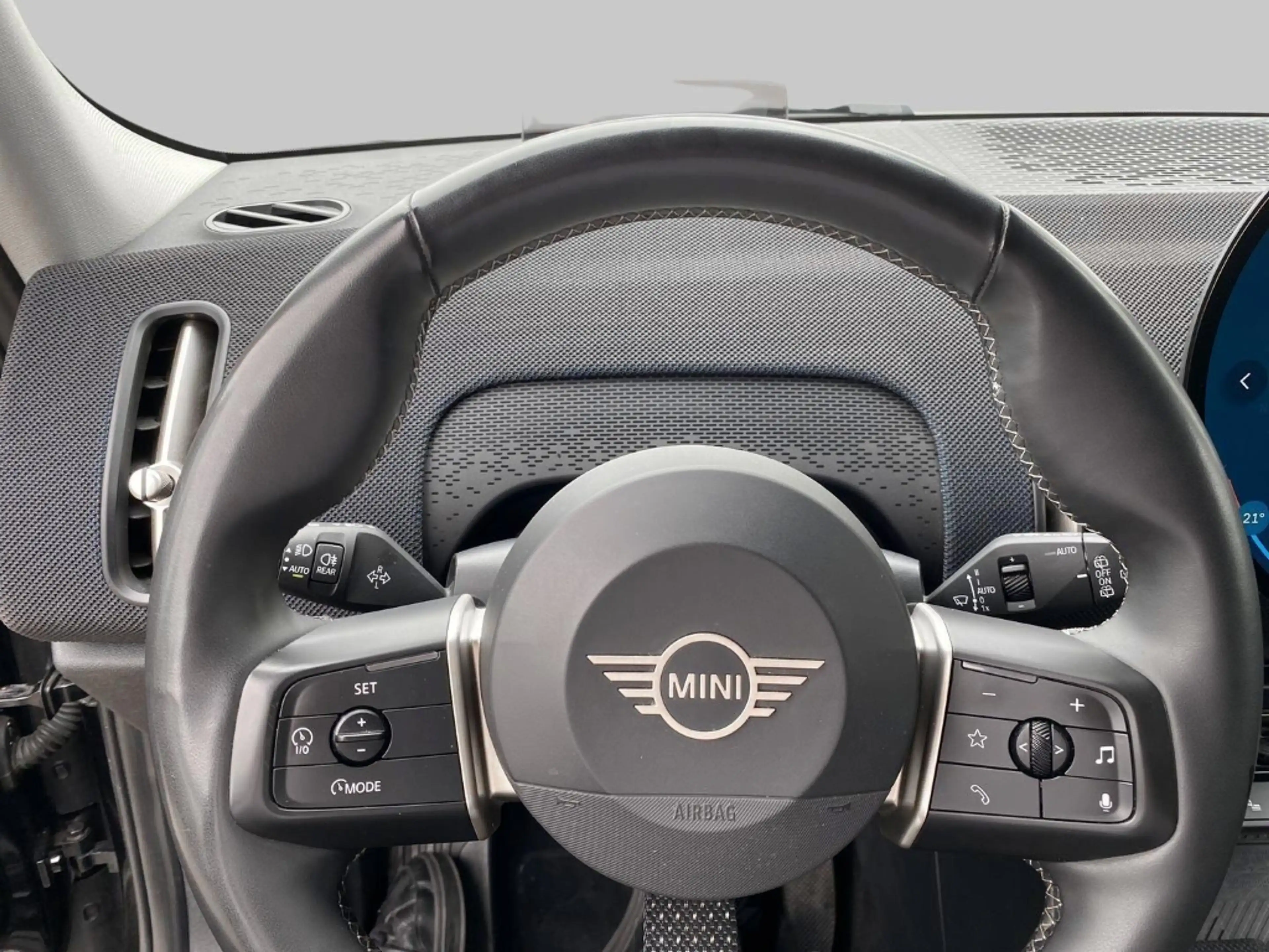 MINI Cooper Countryman HUD AHK-el. klappb. AHK-klappbar AHK Navi LED Kurv — photo 10