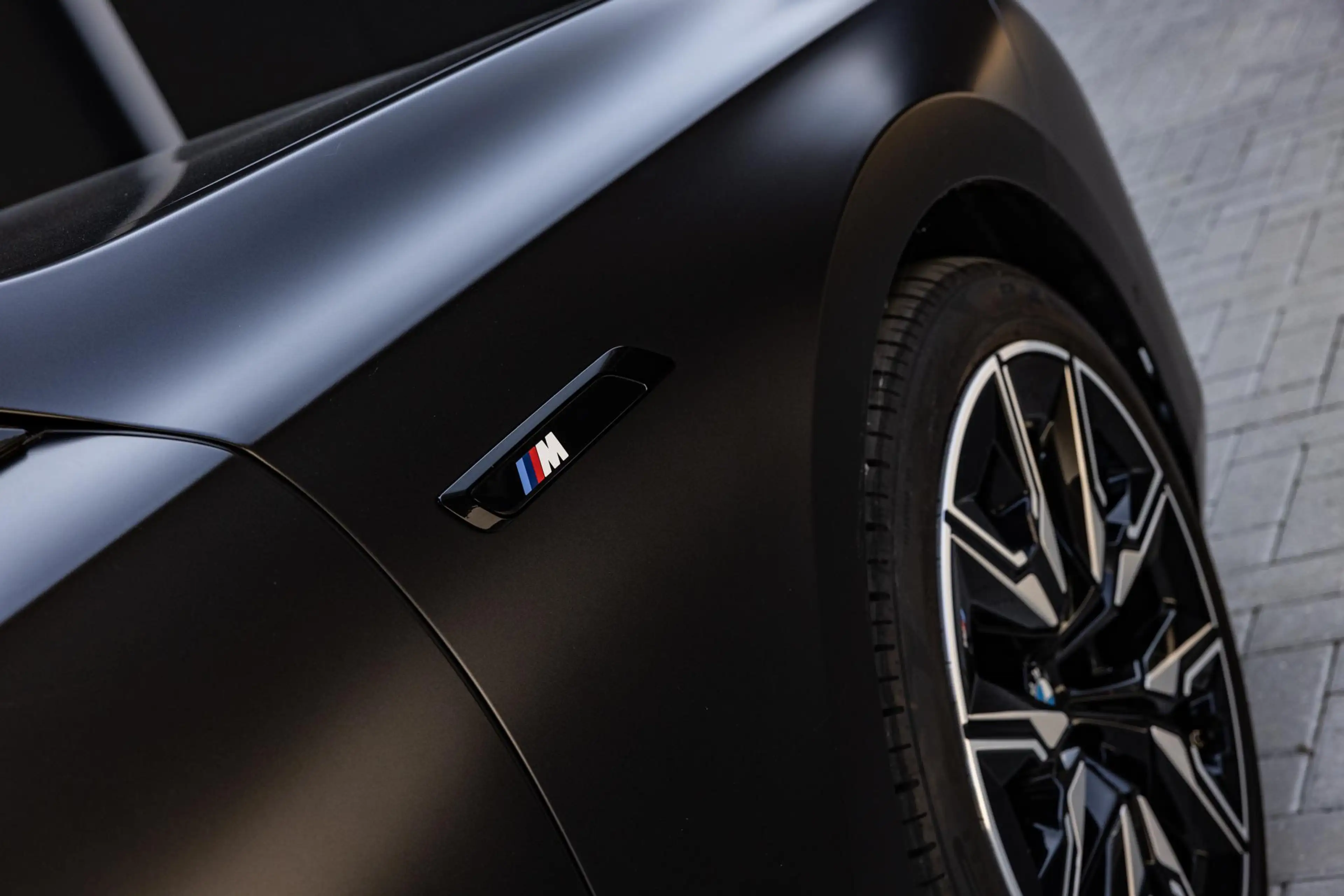 BMW i7 M70 xDrive 106 kWh | SOH 97% | M-Pakket | Iconic G — photo 11