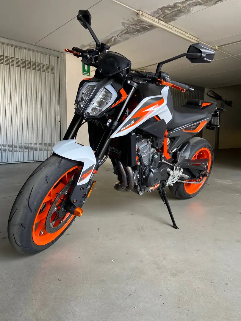 KTM 890 Duke R R Arancione - 1