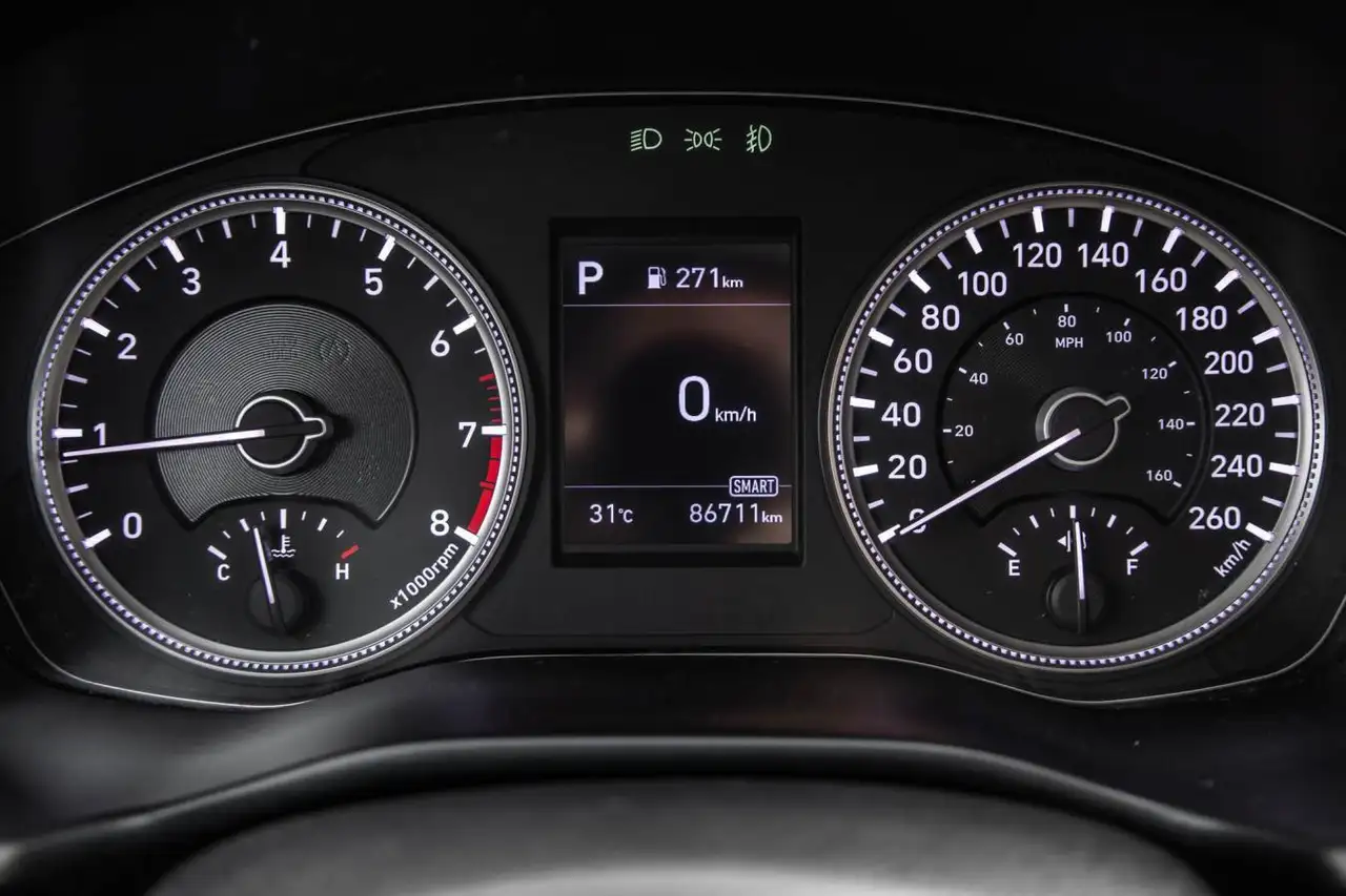 Hyundai SANTA FE снимка Hyundai SANTA FE