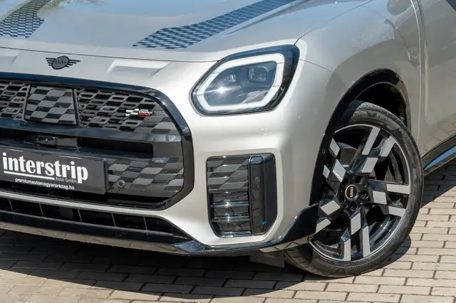 Mini Countryman view 7