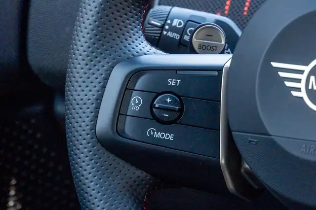 Mini Countryman view 14