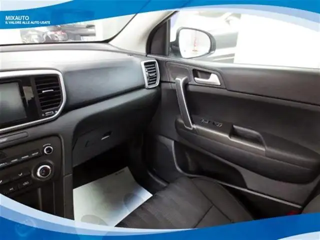 Kia Sportage view 9