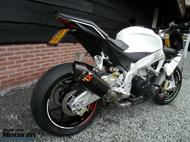 Aprilia Tuono - foto 5