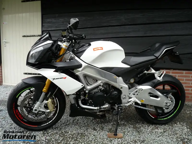 Aprilia Tuono - foto 8