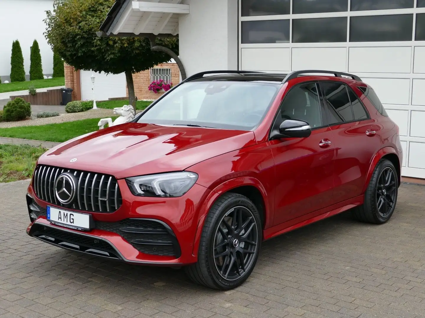 Mercedes-Benz GLE 53 AMG * 22"AMG+Panodach+AHK+Fahrassistenz+Sportabgas Rot - 1