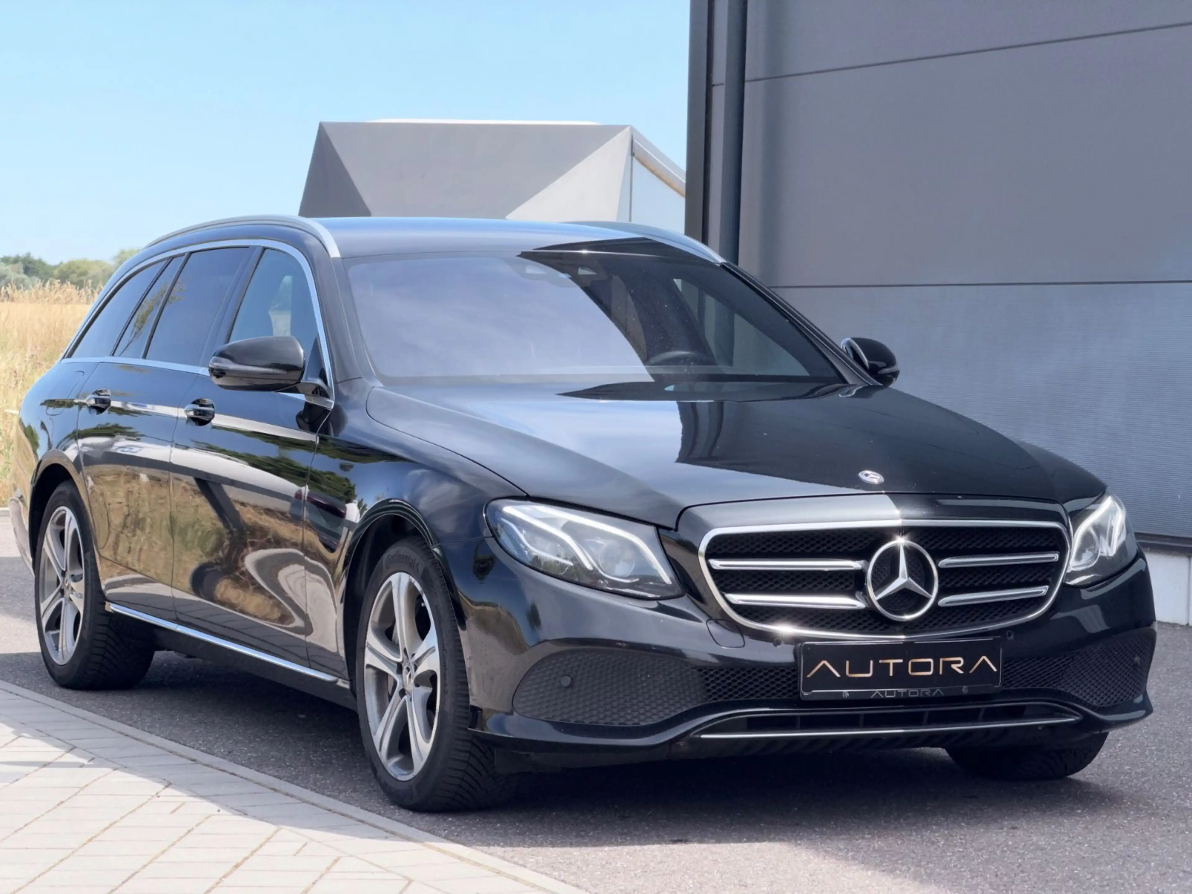 Mercedes-Benz E 400 d 4Matic T-Modell |MULTIBEAM|R.KAMERA|VERK — photo 4