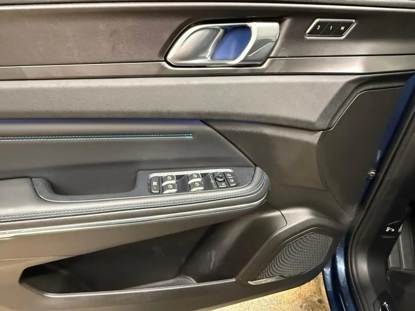 Lynk & Co 01 1.5 PHEV 261ch DCTH 7 Bleu - 2