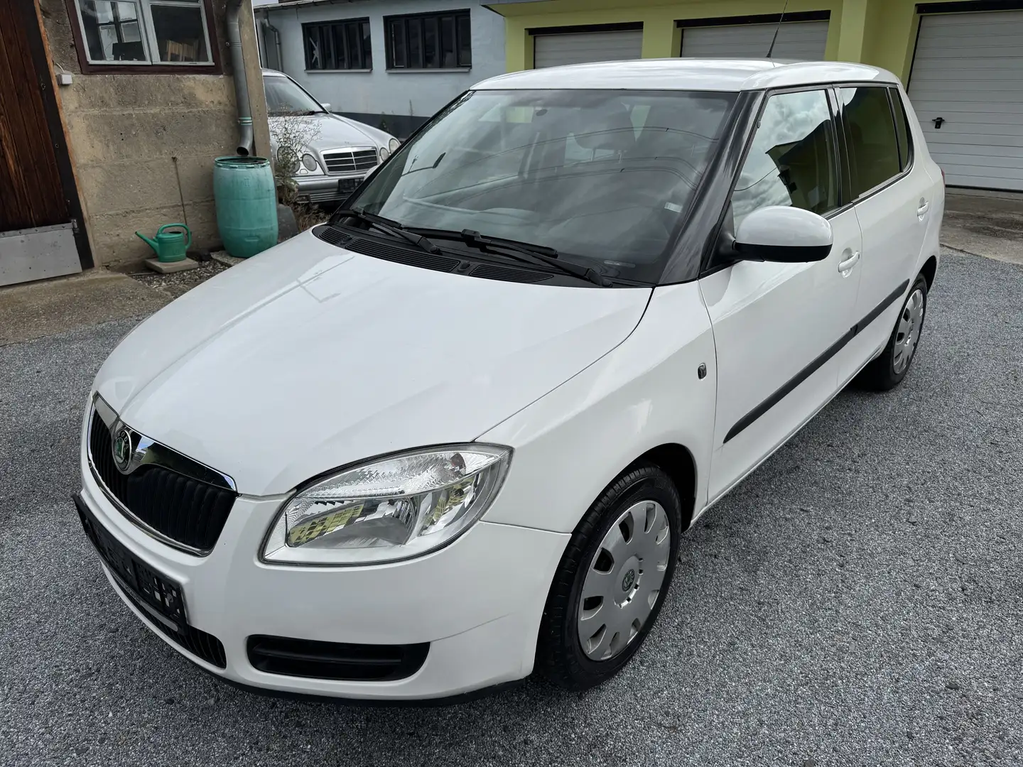 Skoda Fabia Ambiente Automtik Alb - 1