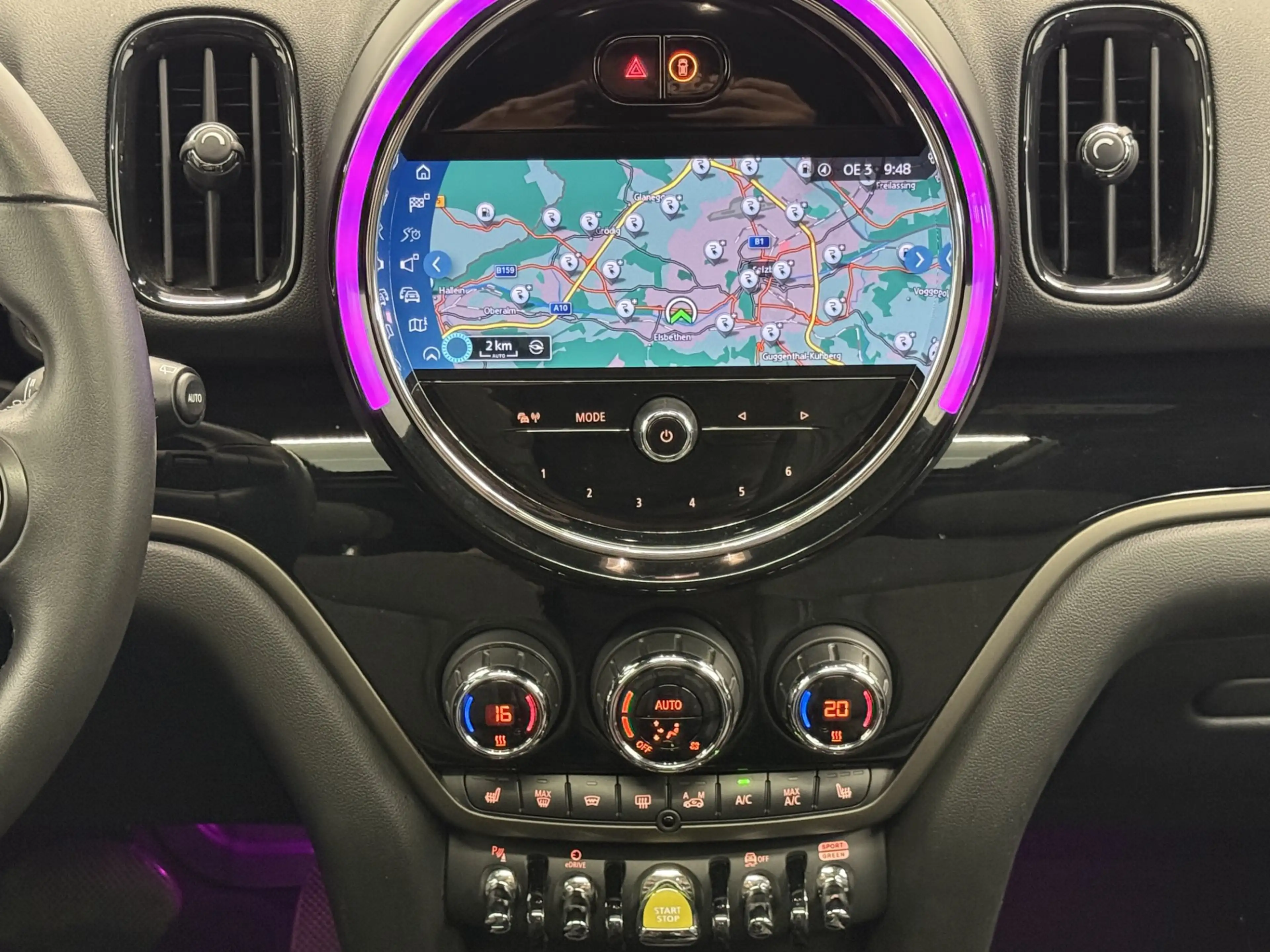 MINI Cooper SE Countryman Cooper SE ALL4 — photo 8