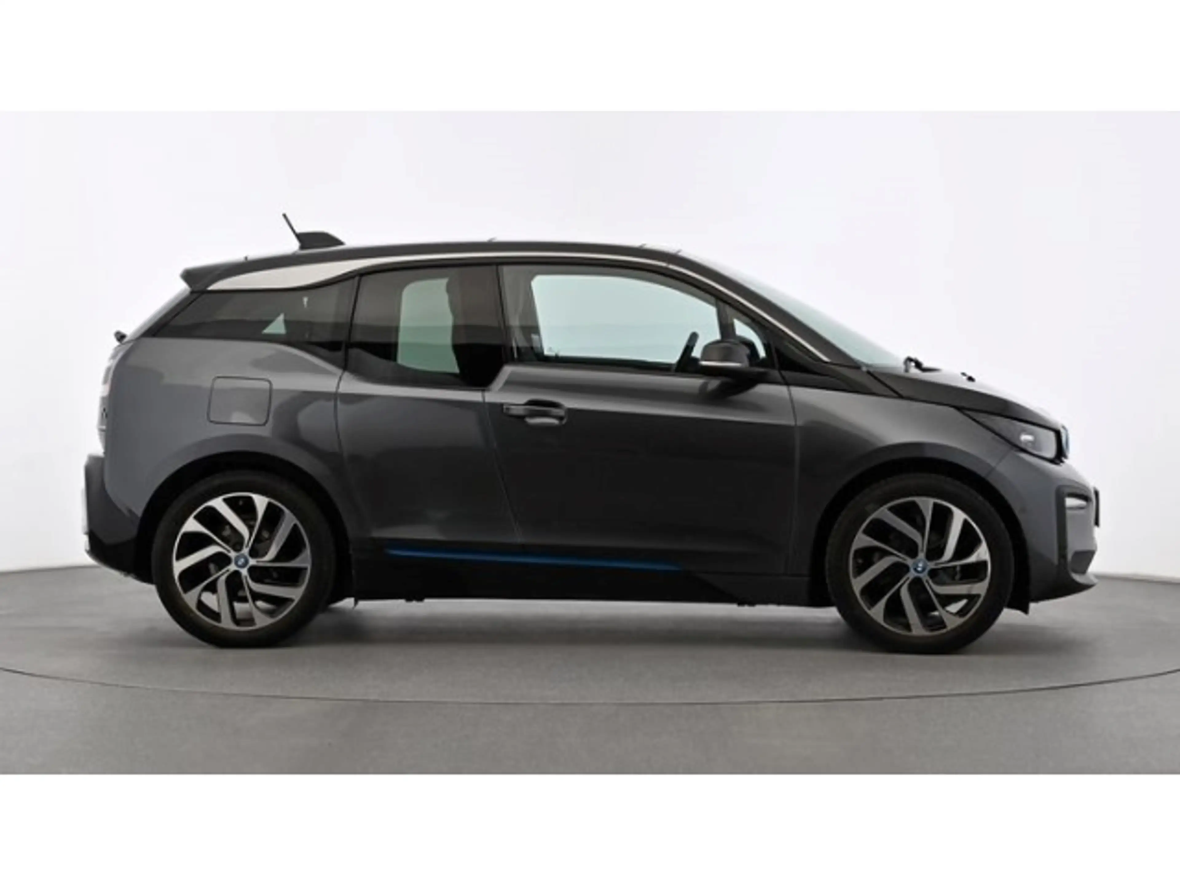 BMW i3 120Ah +PANO+NAVI-PRO+ACC+SHZ+MFL+DAB+HIFI-HK — photo 6