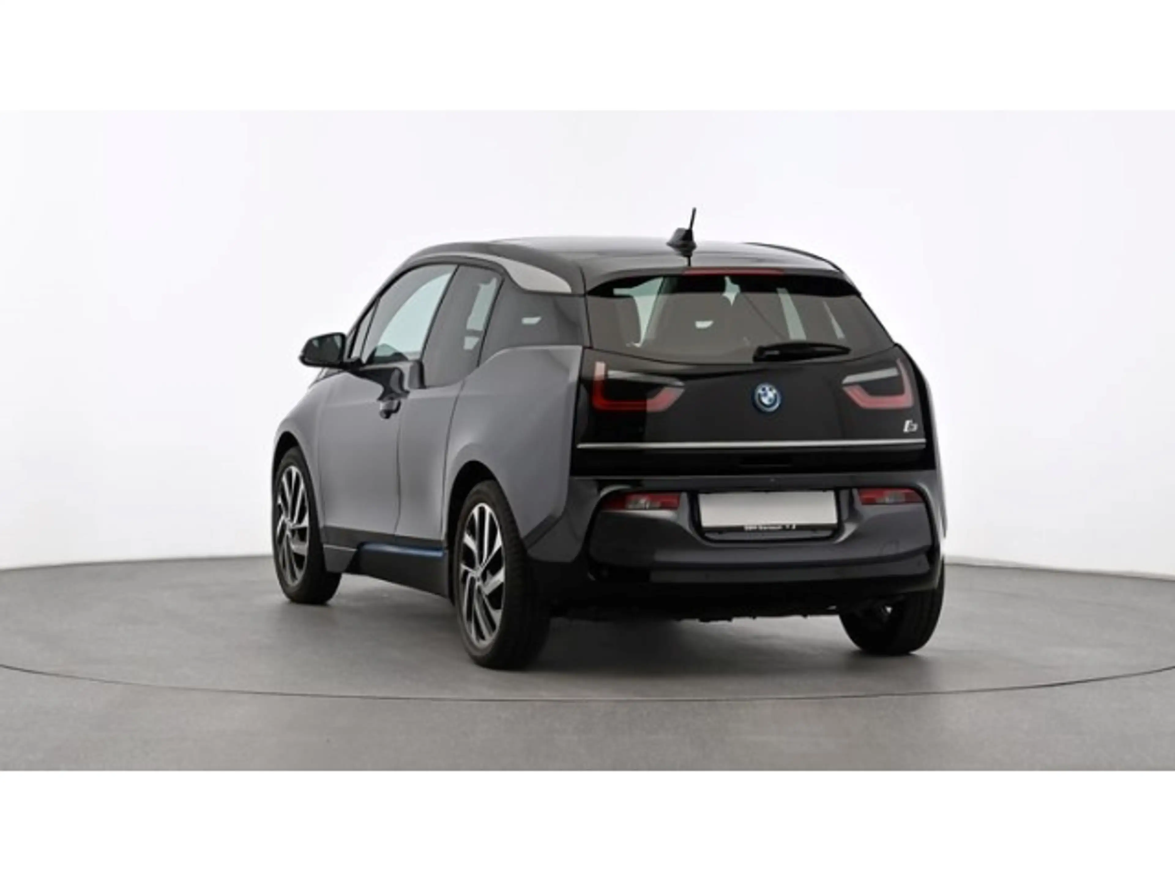 BMW i3 120Ah +PANO+NAVI-PRO+ACC+SHZ+MFL+DAB+HIFI-HK — photo 12