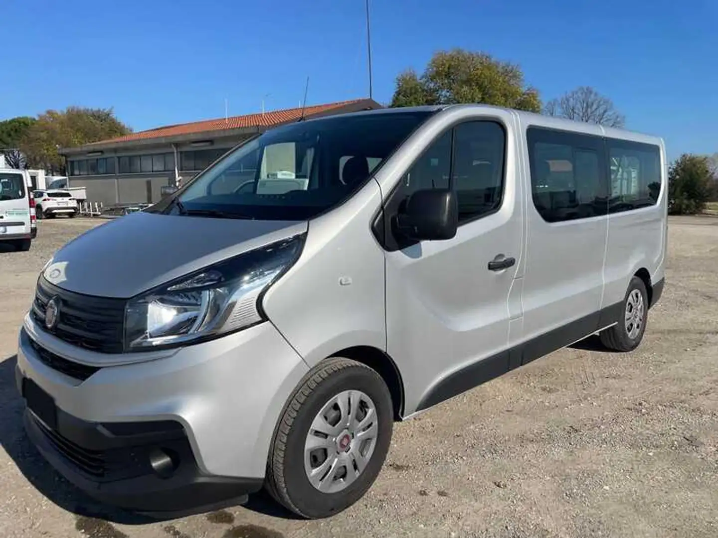 Fiat Talento 2.0 ecojet L2 H1 120 CV 9 Posti Argent - 2