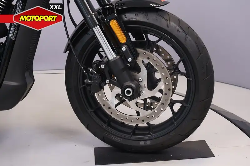 Harley-Davidson Street Rod - foto 7